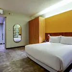Hilton Garden Inn Reboucas