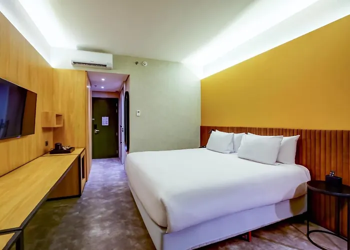 Hilton Garden Inn Reboucas