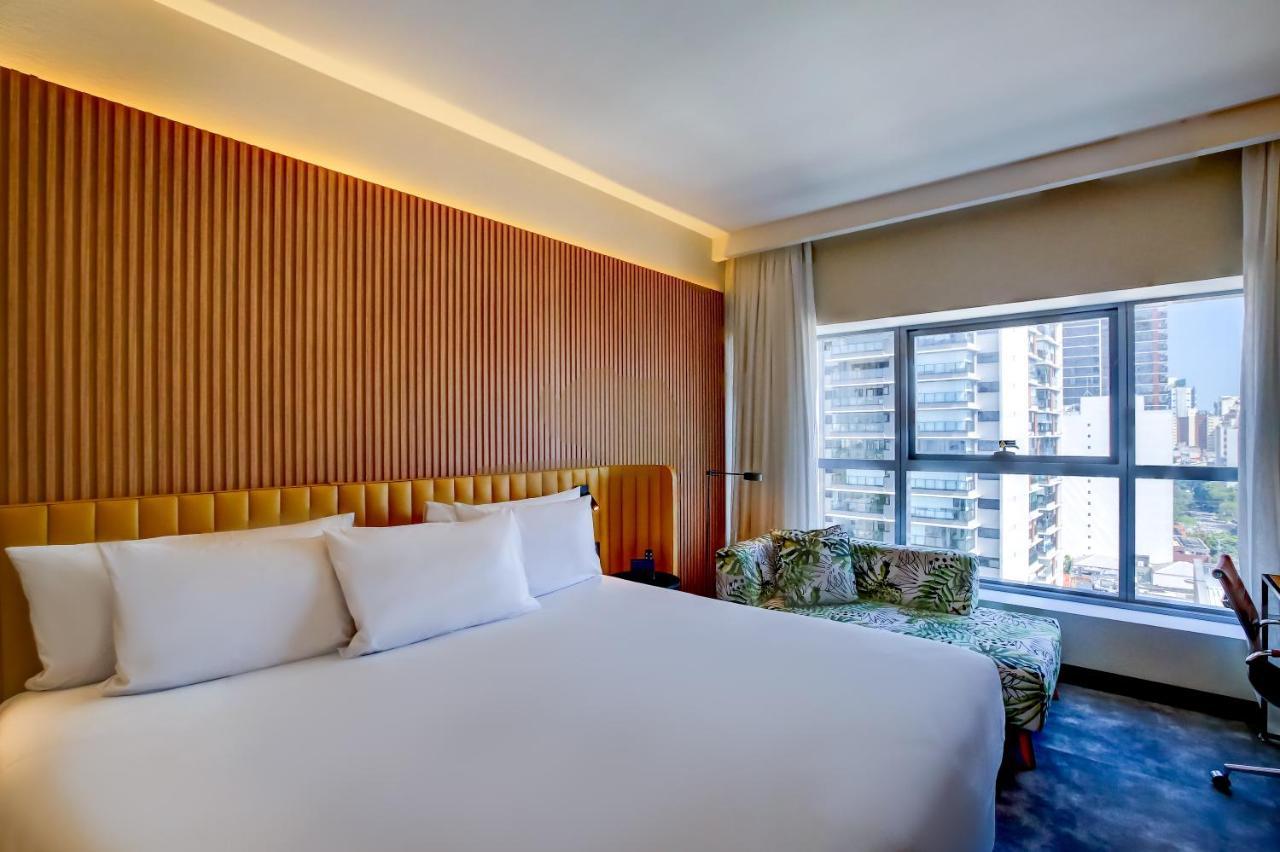 Hilton Garden Reboucas Hotel 4*
